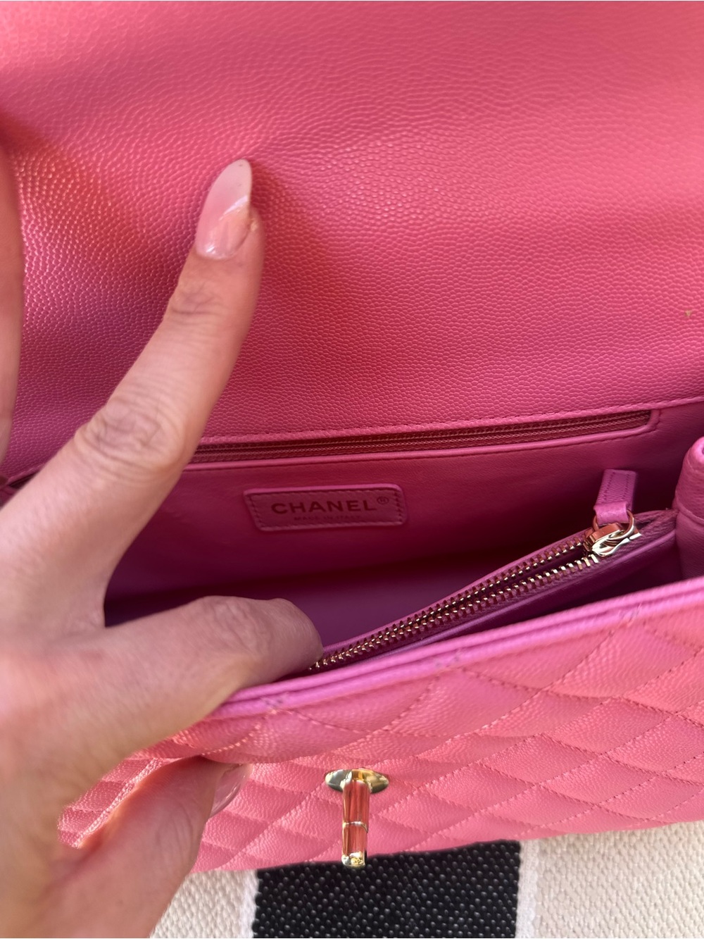 🩷🔥🔥🩷COCO HANDLE STUNNING PINK CHANEL 22P🩷🔥🔥🩷 - Picture 11 of 16